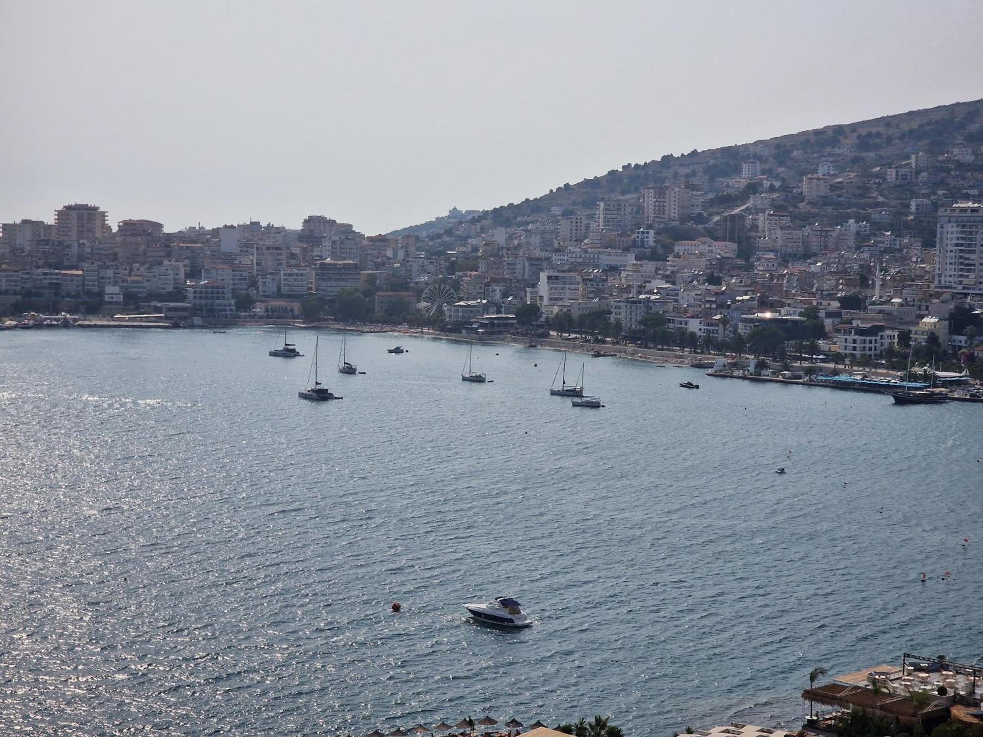Joanna Suites Sarandë 객실 사진